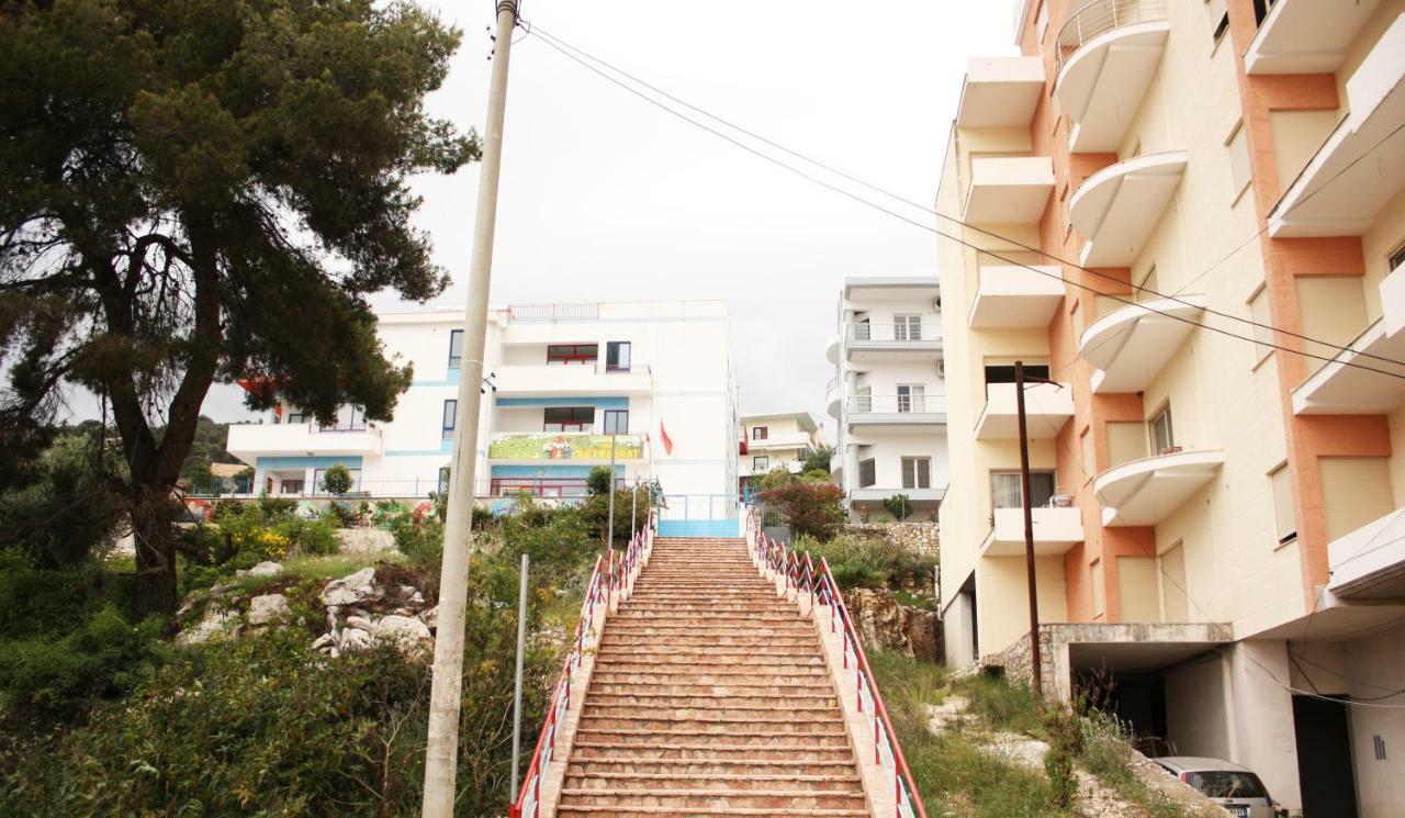Alexandra'S Apartments Sarandë Exterior foto